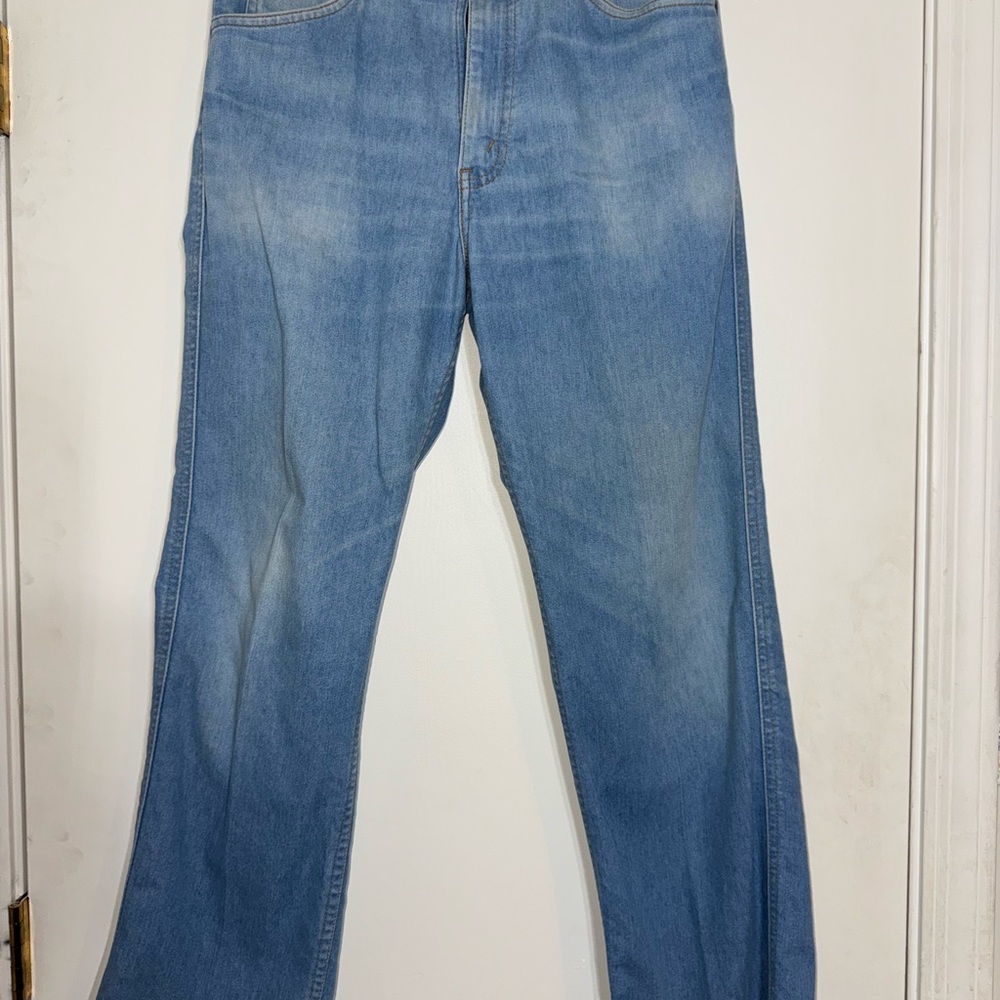 Vintage Levi's Light Blue Bootcut Jeans for Men 33x30